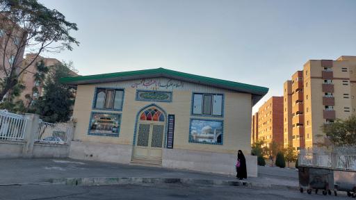 عکس حسینیه و سالن اجتماعات حضرت رقیه