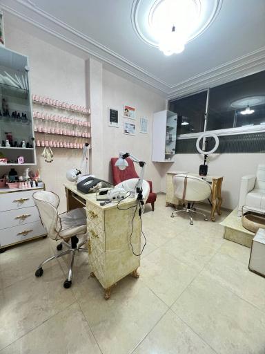 عکس سالن زیبایی یگانه شریف 