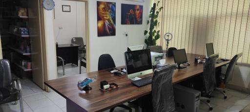 عکس فروشگاه اینترنتی ثانی کالا مانی کالا