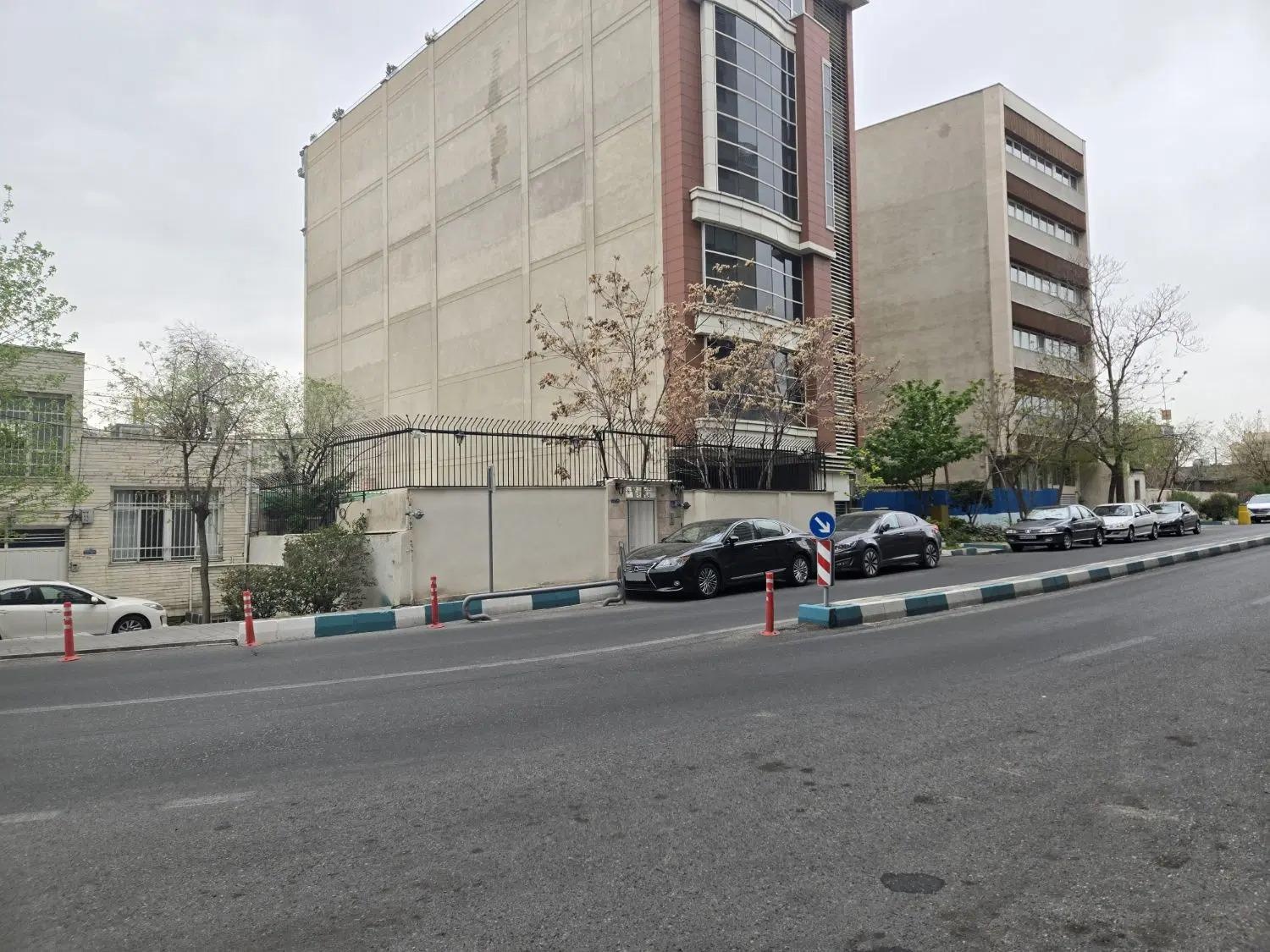 عکس دفتر حقوقی