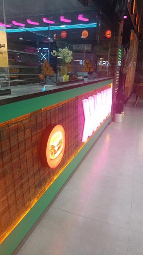 عکس برگرهای تخصصی لاویا