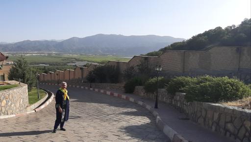 عکس هتل خورشید زریوار