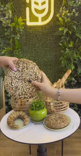 عکس کافه نان ارکیده 