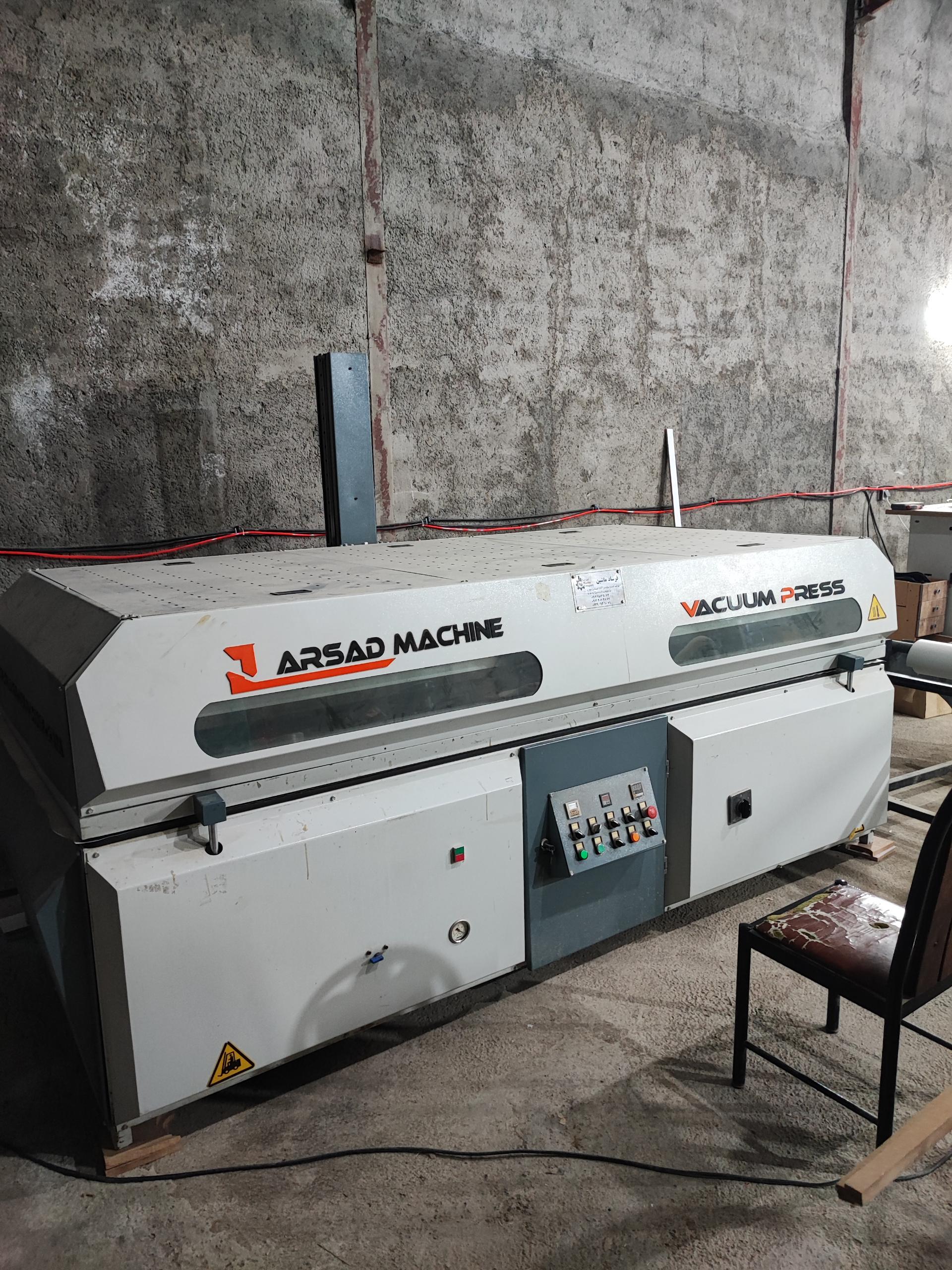 عکس خدمات cnc و وکیوم شمس