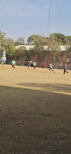 عکس دبیرستان ماندگار امام صادق (ع)