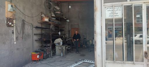 عکس کارگاه جوشکاری قادر دنیوی