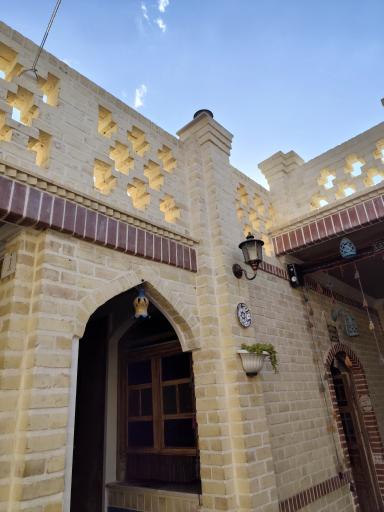عکس رستوران و سفره خانه سنتی لینو نایین