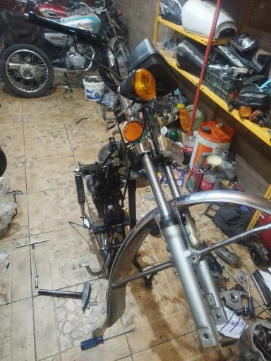 عکس تعمیرگاه موتورسیکلت عافیل