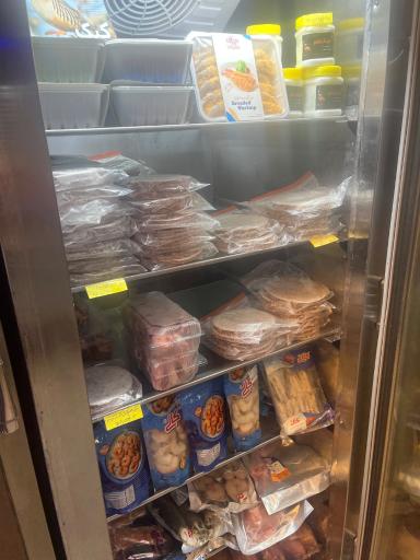 عکس فروشگاه فرآورده‌های گوشتی و پروتئینی گوشتالو