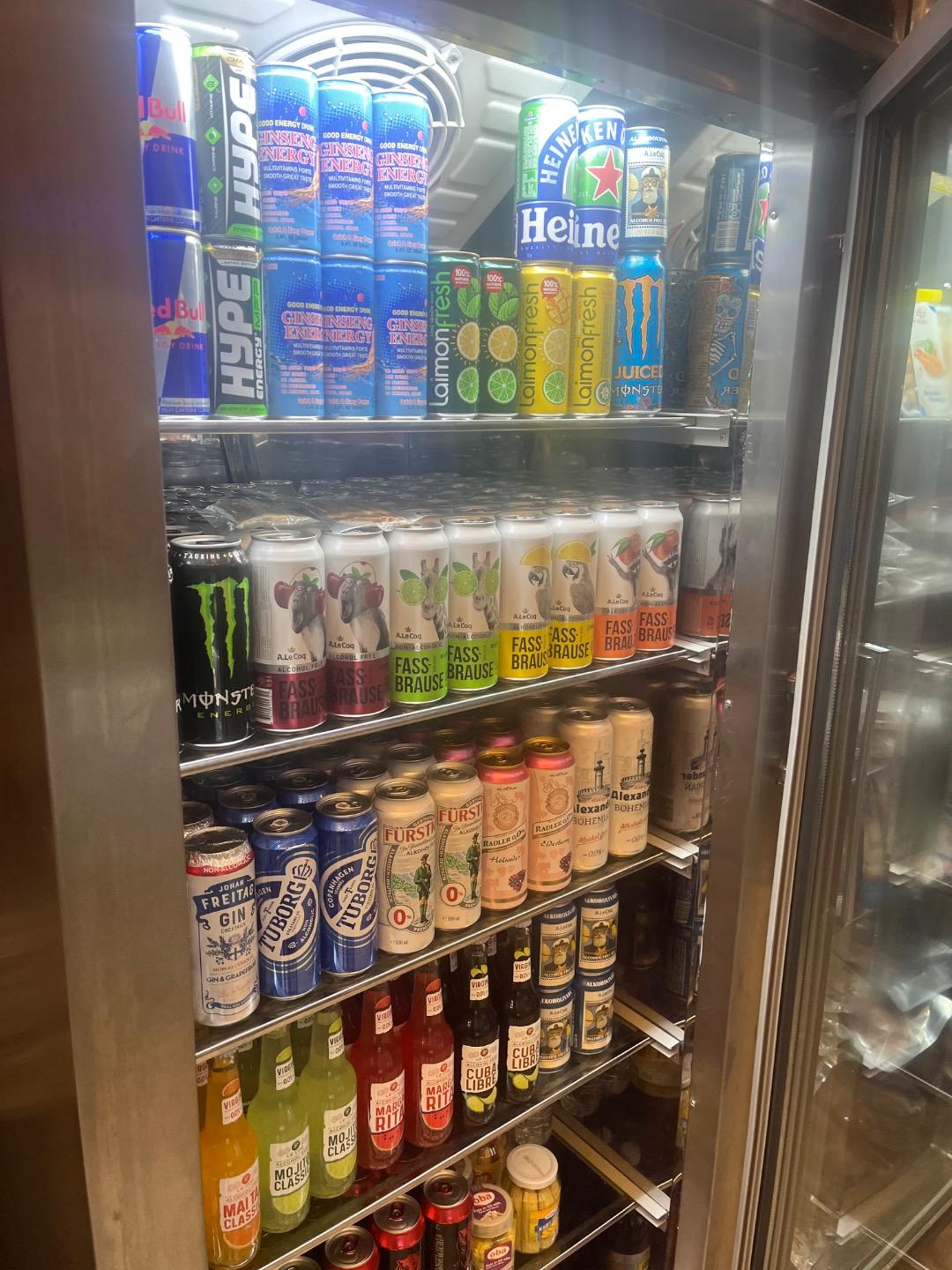 عکس فروشگاه فرآورده‌های گوشتی و پروتئینی گوشتالو