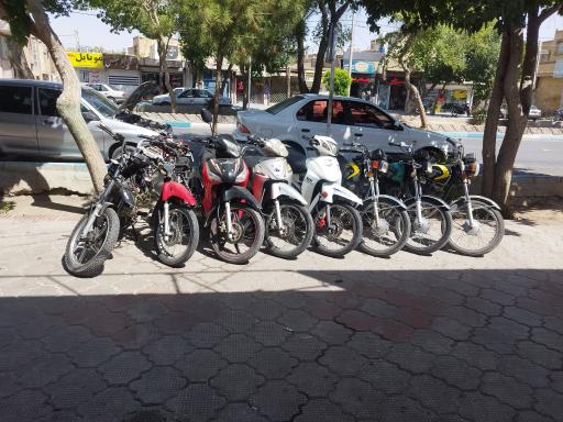 عکس تعمیرگاه موتورسیکلت عافیل