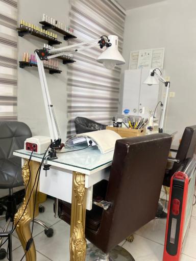 سالن زیبایی تهمینه