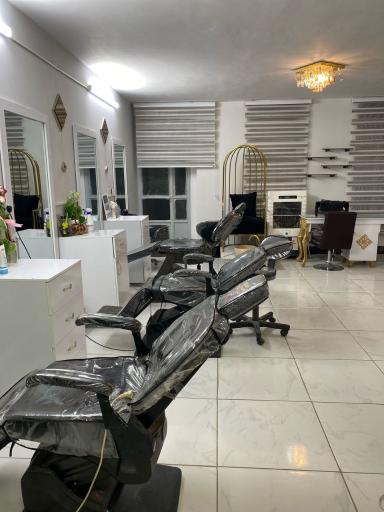 سالن زیبایی تهمینه