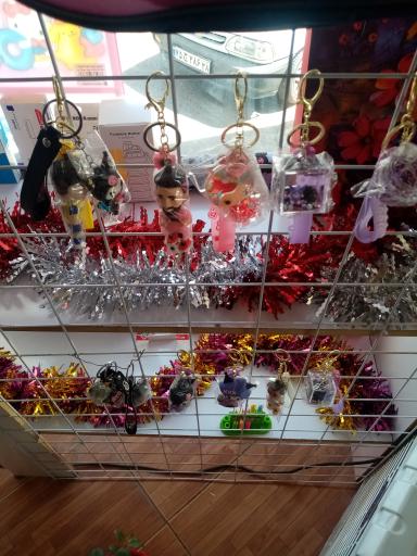 عکس فروشگاه لوازم التحریر صدف