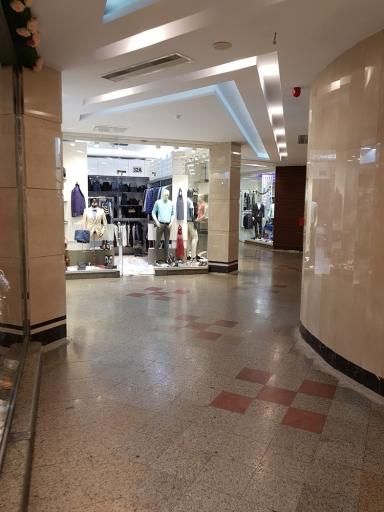 مرکز خرید میلاد نور