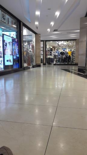 عکس مرکز خرید میلاد نور