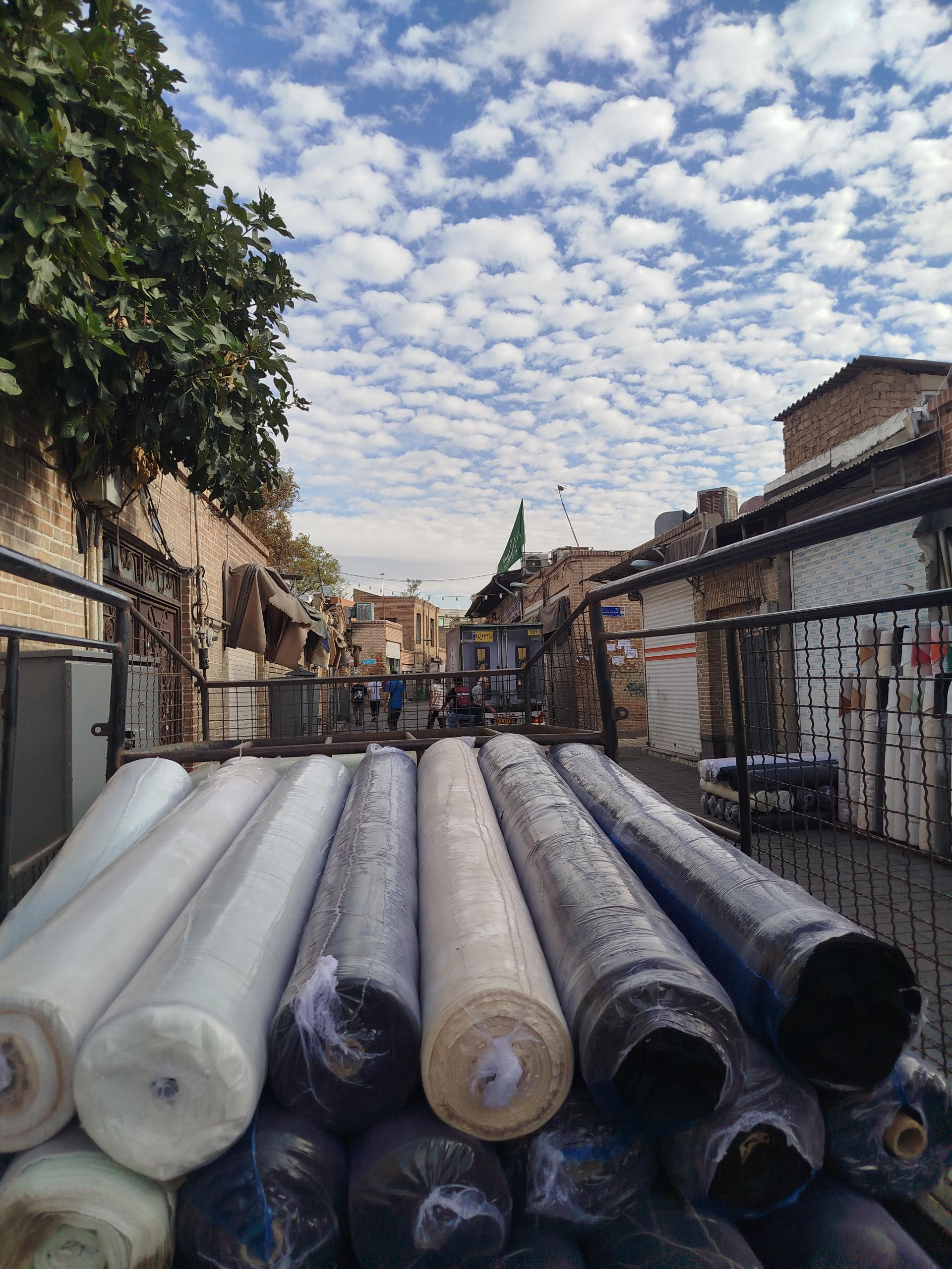 عکس فروشگاه چرم مصنوعی فرهاد ایراندخت 