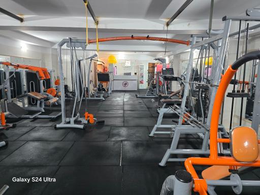 عکس باشگاه ورزشی فرشته