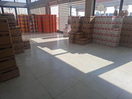 عکس بازرگانی روغن موتور خرامان