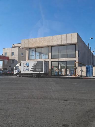 عکس بازرگانی روغن موتور خرامان