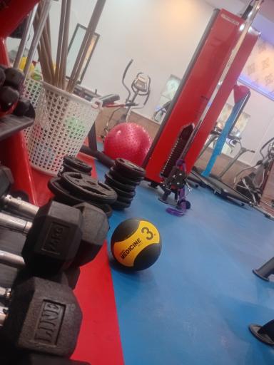 عکس باشگاه ورزشی مروارید