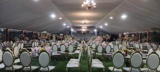 عکس باغ و تالار قوی سپید 