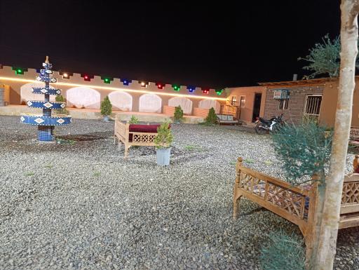 اقامتگاه بومگردی برکه