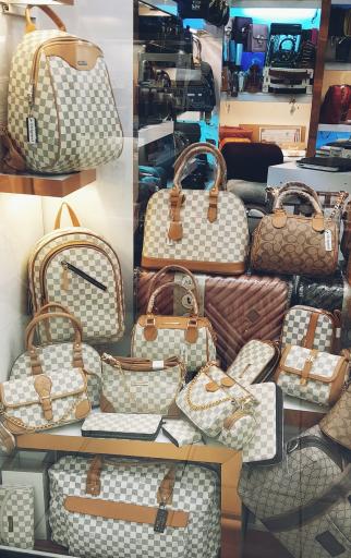 عکس گالری کیف هاشمی