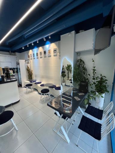 عکس کافه ام تی 