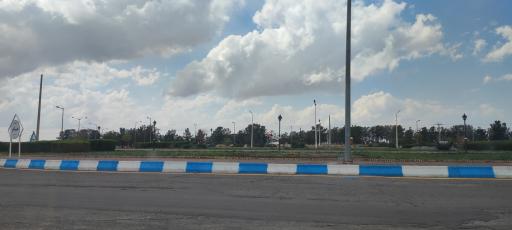 عکس میدان مادر (میدان پیام نور)