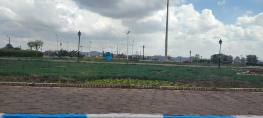 عکس میدان مادر (میدان پیام نور)