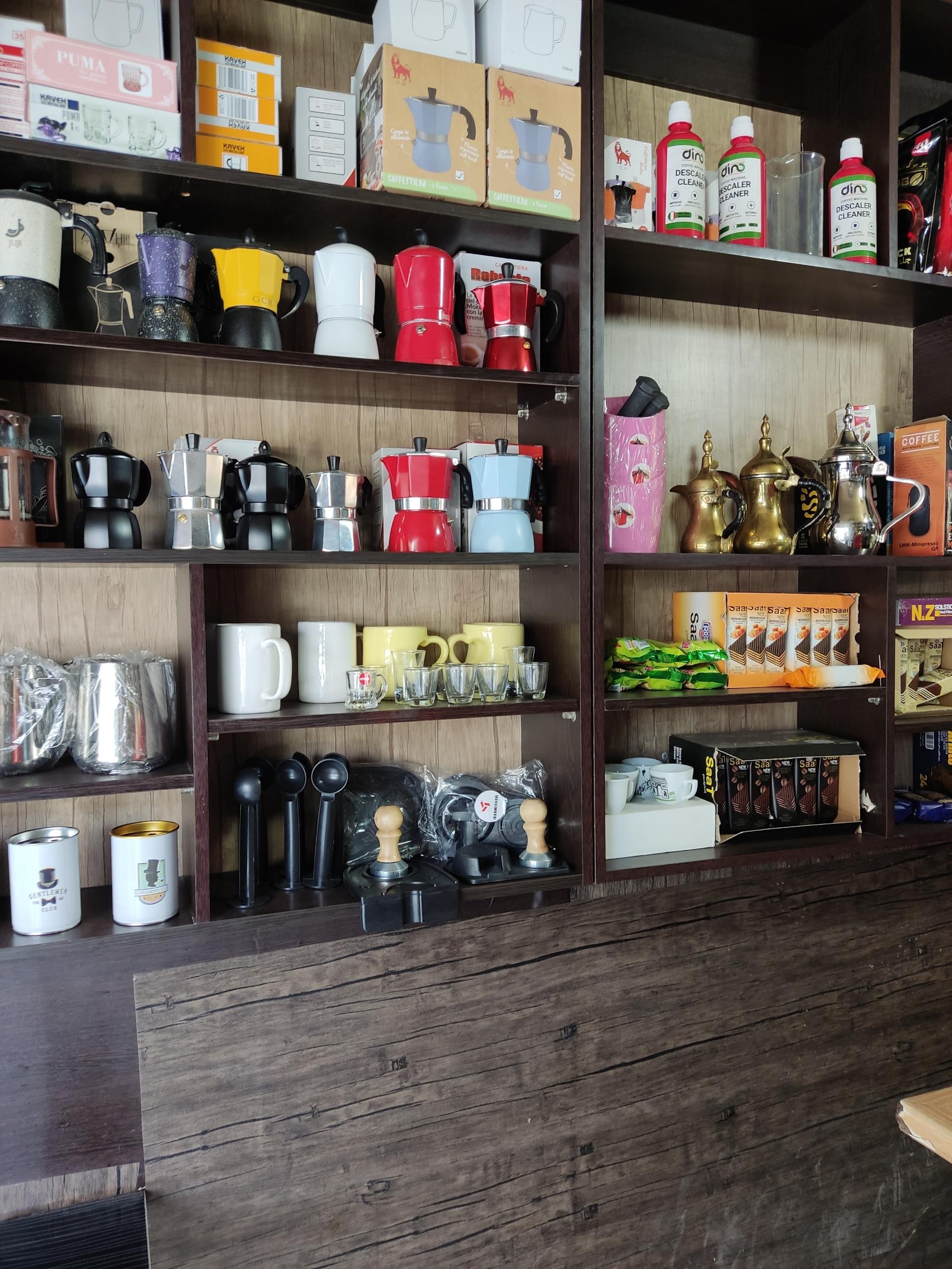 عکس کافه سرای قهوه تلخ