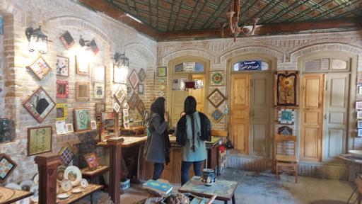 عکس نمایشگاه آثار کاشی موزاییک آرت ثامن