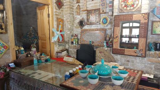 عکس نمایشگاه آثار کاشی موزاییک آرت ثامن