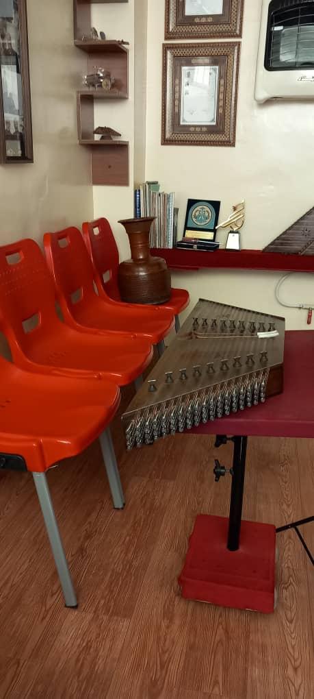 عکس آموزشگاه موسیقی هنیاک 