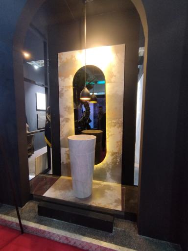 عکس کاشی و سرامیک حسین پور