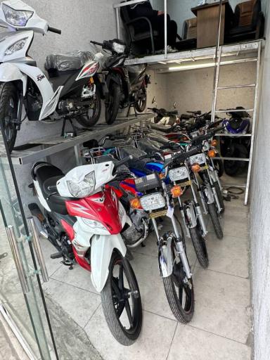 عکس فروشگاه مستر موتور 