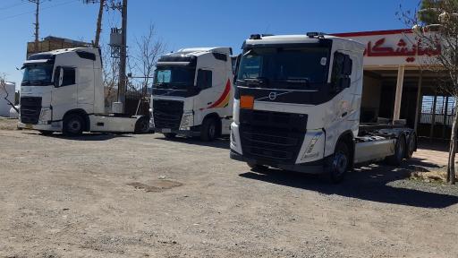 عکس نمایشگاه کامیون اسکندری