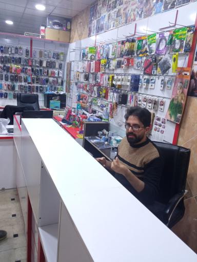 عکس کافی نت و خدمات کامپیوتری هایتک 