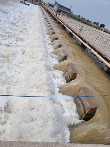 عکس رودخانه بهمنشیر