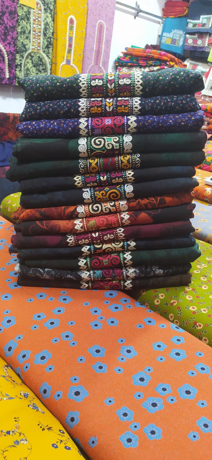 عکس فروشگاه قماش ایپک