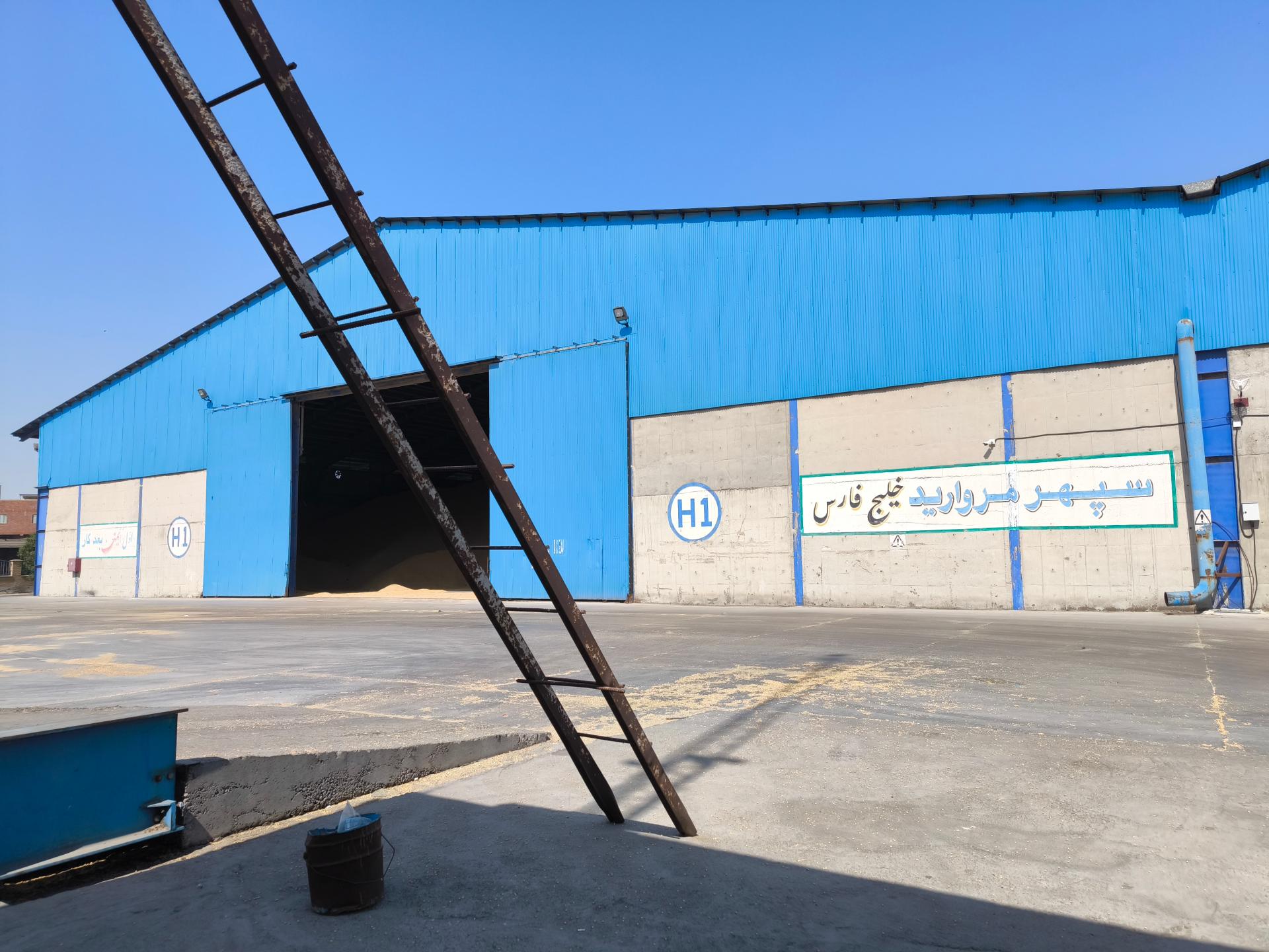 عکس انبار سپهر مرواریدخلیج فارس