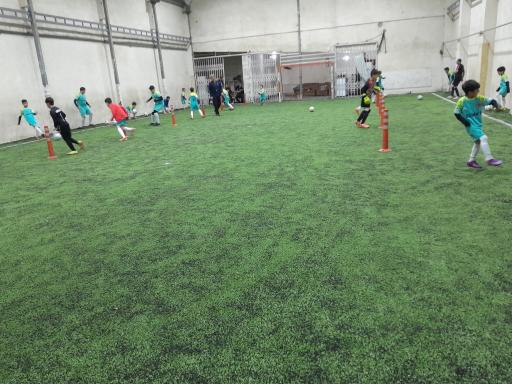 عکس سالن فوتسال چمن مصنوعی برادران سلطانی