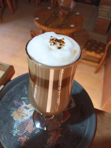 عکس کافه کلاسیک