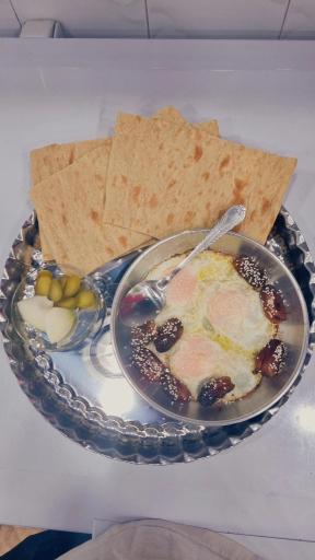 عکس کافه صبحانه برگ