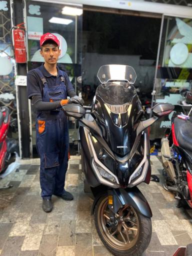 عکس تعمیرگاه تخصصی انواع موتور سیکلت جی تی مکس 