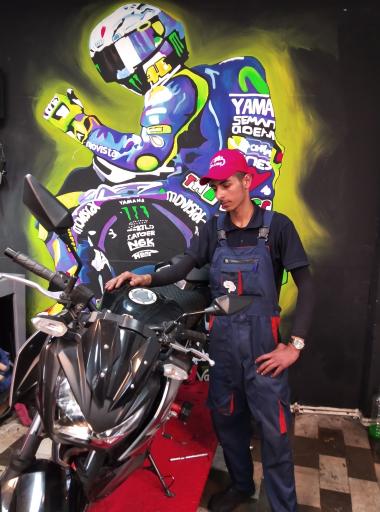 عکس تعمیرگاه تخصصی انواع موتور سیکلت جی تی مکس 