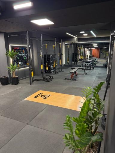 عکس  باشگاه ورزشی روژیار