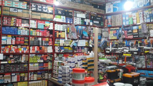 عکس فروشگاه رنگ و ابزار شیخ نورانی