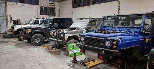 عکس تعمیرگاه تخصصی تویوتا نیسان ایران آفرود